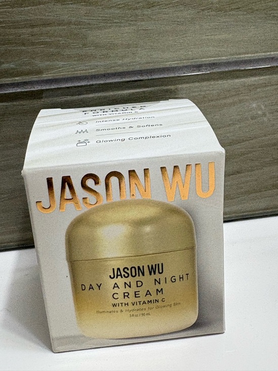 Jason Wu Other - Jason Wu Day and Night Cream with Vitamin C